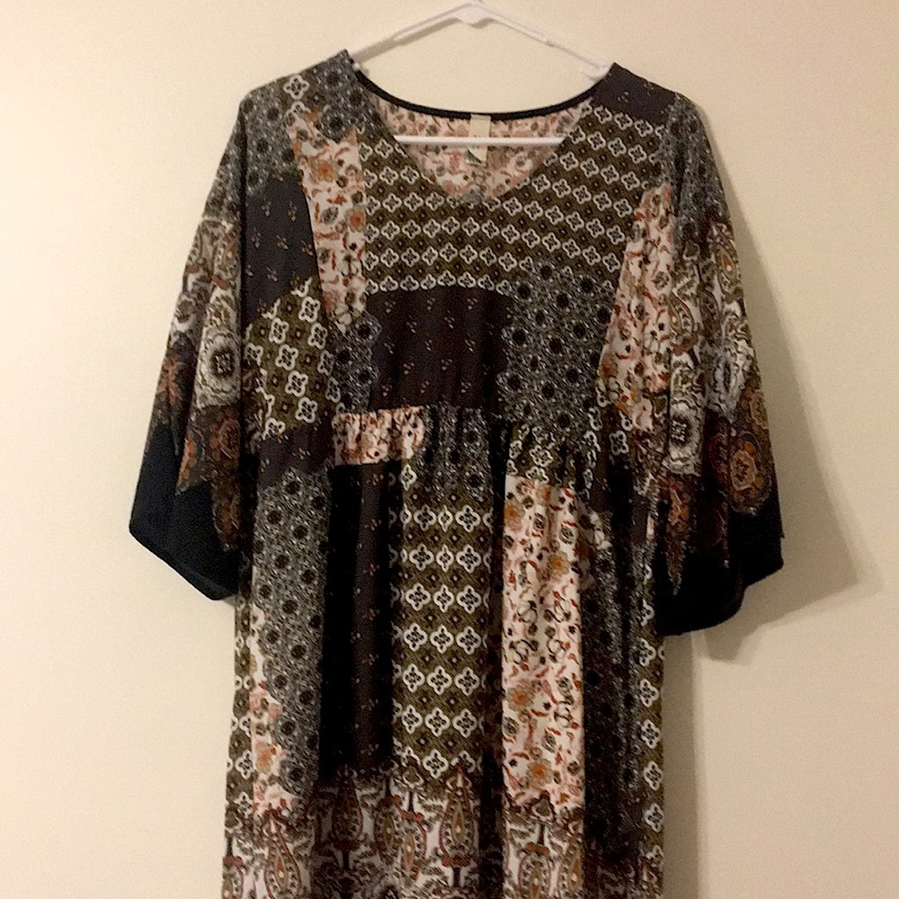 Flowy Midi Dress with Floral Pattern